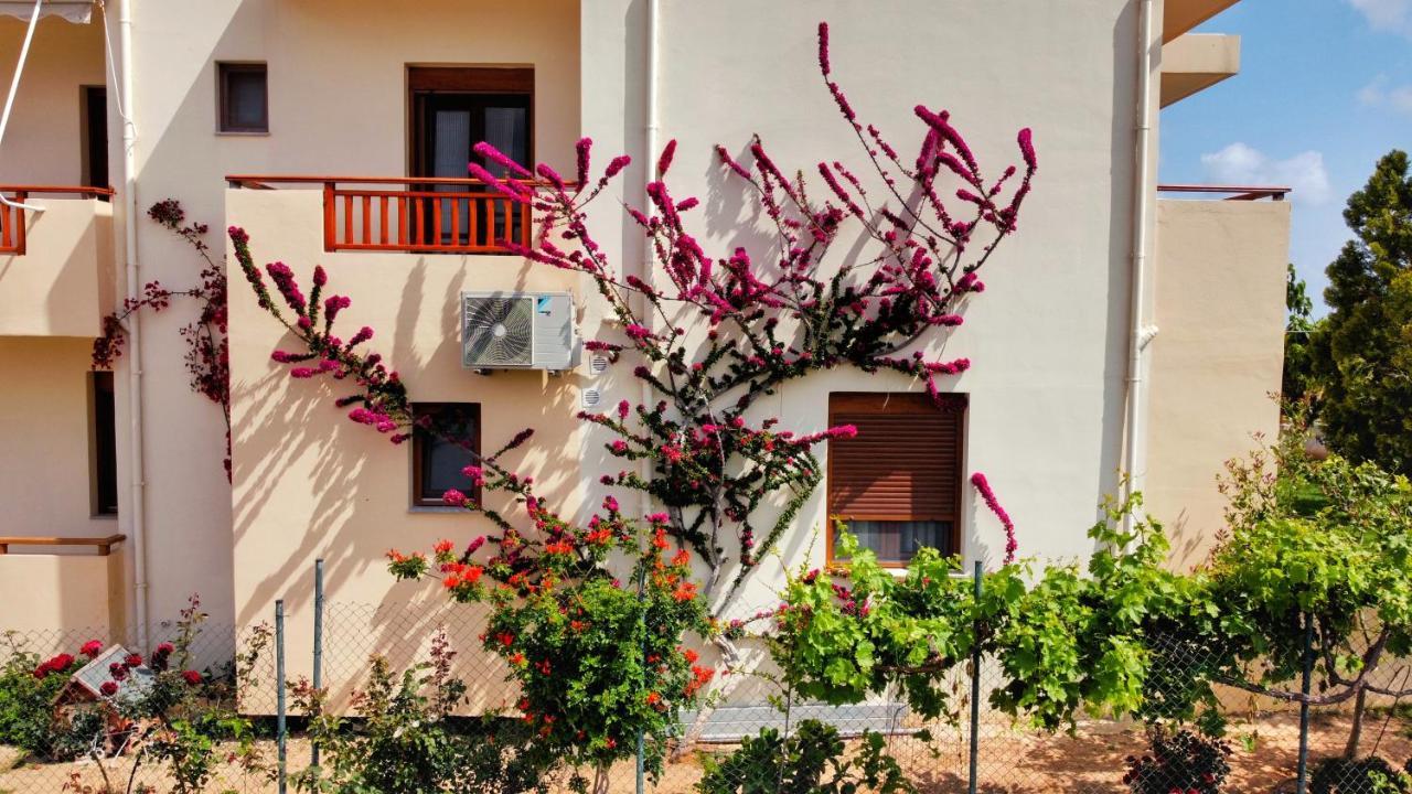 Dina Apartments Skaleta Exterior photo